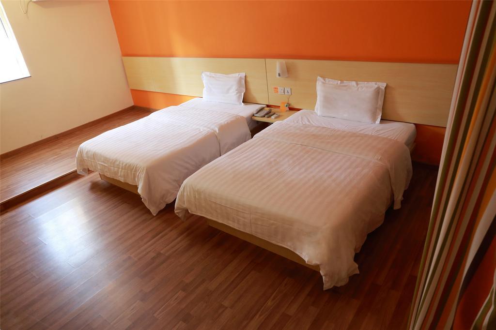 7Days Inn Qingdao Liuting Airport Chambre photo